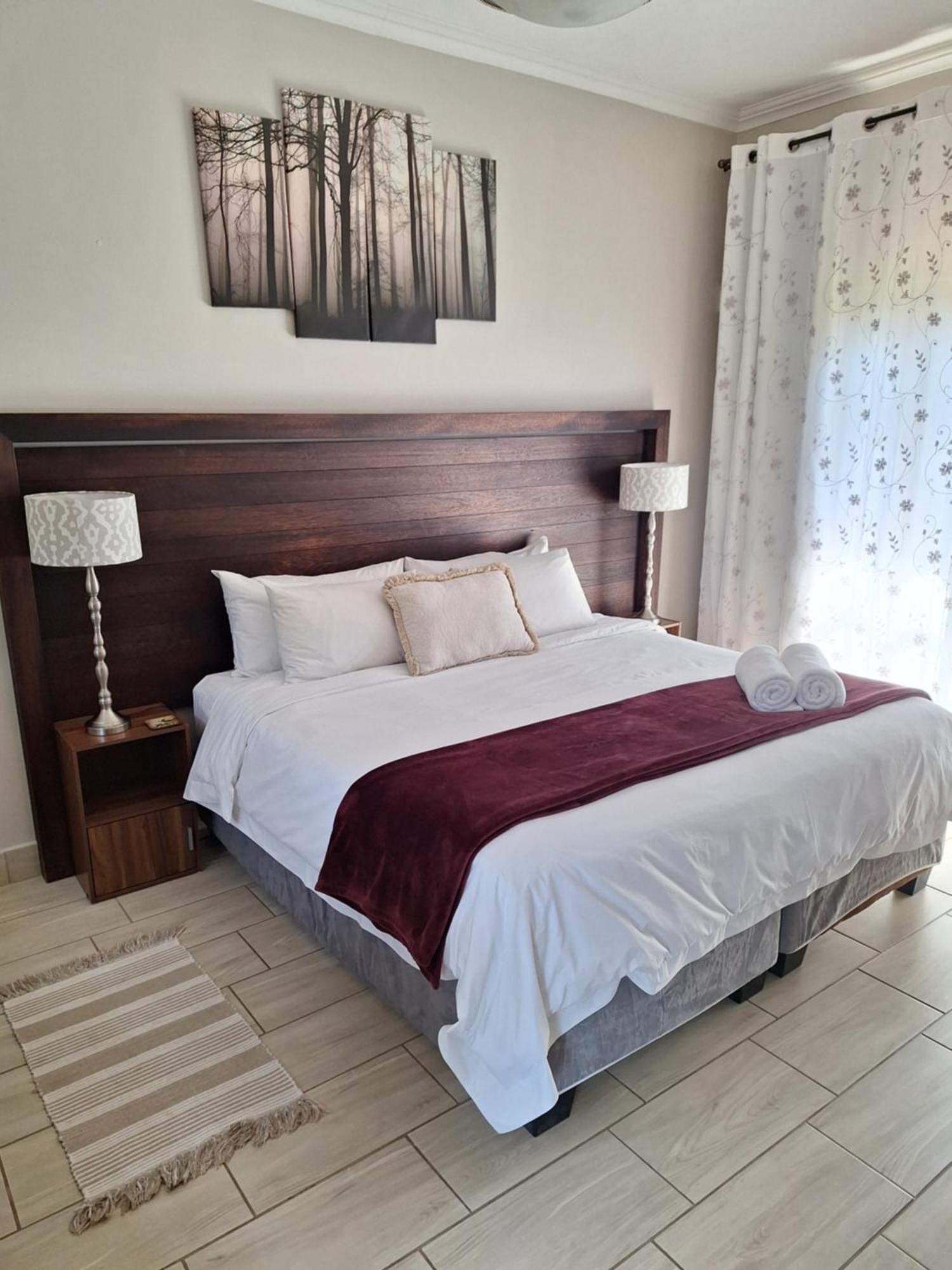 Three Olives Guesthouse Centurion Eksteriør bilde